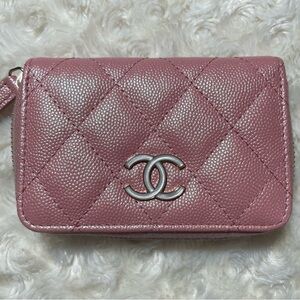 Chanel Iridescent Pink Caviar Leather Card Case